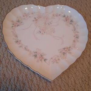 Mikasa Bone Heart China plate, FX024, Forever Love, Japan, preowned
